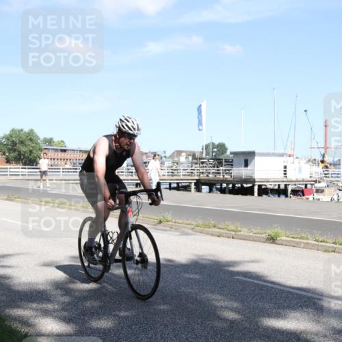 17.08.2025 - KN Förde Triathlon 2025 Yannick Fuchs http://msf.ph/oto/8616647 17.08.2025 11:38:09 Radfahren 285, 297, 319, 337, 352, 359, 612, 618, 622, 630 meine-sportfotos.de