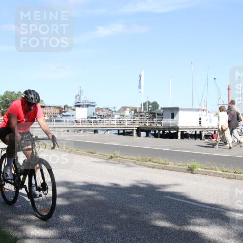 17.08.2025 - KN Förde Triathlon 2025 Yannick Fuchs http://msf.ph/oto/8616731 17.08.2025 11:39:36 Radfahren 279, 332, 606, 628 meine-sportfotos.de
