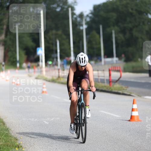 17.08.2025 - KN Förde Triathlon 2025 Yannick Fuchs http://msf.ph/oto/8616747 17.08.2025 09:37:27 Radfahren 106, 116, 180, 189, 251 meine-sportfotos.de