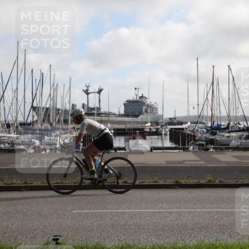17.08.2025 - KN Förde Triathlon 2025 Yannick Fuchs http://msf.ph/oto/8616799 17.08.2025 09:38:42 Radfahren 110, 114, 141, 179 meine-sportfotos.de
