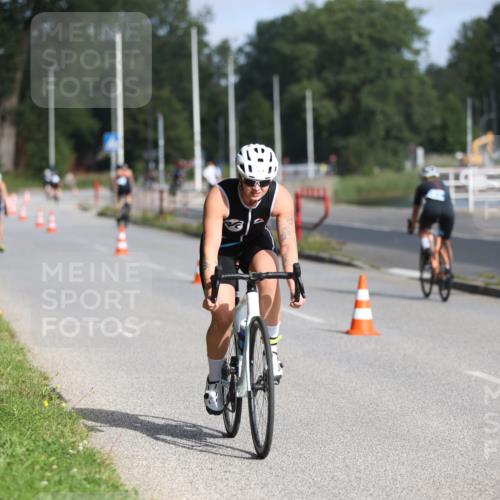 17.08.2025 - KN Förde Triathlon 2025 Yannick Fuchs http://msf.ph/oto/8616833 17.08.2025 09:37:50 Radfahren 109, 113, 121, 149, 159, 220, 228, 140, 161, 181 meine-sportfotos.de