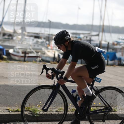 17.08.2025 - KN Förde Triathlon 2025 Yannick Fuchs http://msf.ph/oto/8616855 17.08.2025 09:37:57 Radfahren 109, 113, 153, 160, 220, 228, 250, 121, 149, 159 meine-sportfotos.de