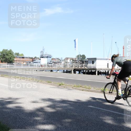 17.08.2025 - KN Förde Triathlon 2025 Yannick Fuchs http://msf.ph/oto/8616978 17.08.2025 11:43:57 Radfahren 311, 327, 338, 341, 348, 360, 362, 613, 632, 638 meine-sportfotos.de