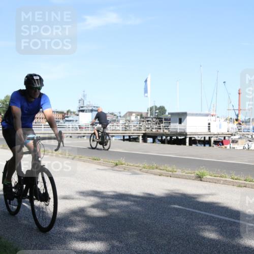17.08.2025 - KN Förde Triathlon 2025 Yannick Fuchs http://msf.ph/oto/8617013 17.08.2025 11:44:25 Radfahren 325, 329, 350, 371, 385, 642 meine-sportfotos.de