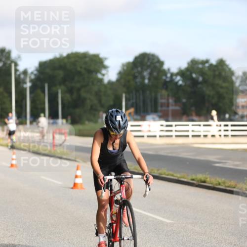 17.08.2025 - KN Förde Triathlon 2025 Yannick Fuchs http://msf.ph/oto/8617049 17.08.2025 09:38:49 Radfahren 172, 173, 185, 187, 204, 207, 240, 241, 179, 187, 207 meine-sportfotos.de