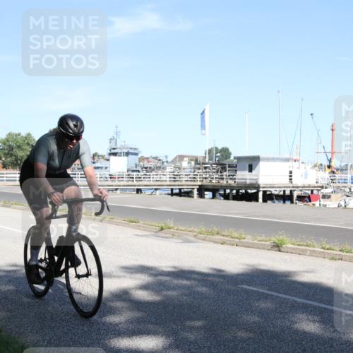 17.08.2025 - KN Förde Triathlon 2025 Yannick Fuchs http://msf.ph/oto/8617078 17.08.2025 11:45:34 Radfahren 354, 613, 638 meine-sportfotos.de