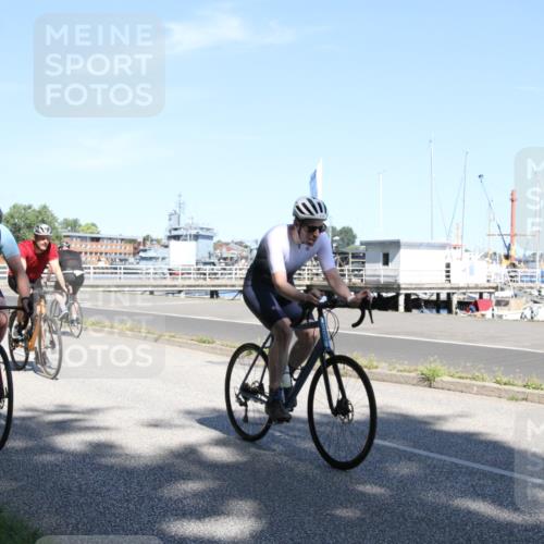 17.08.2025 - KN Förde Triathlon 2025 Yannick Fuchs http://msf.ph/oto/8617125 17.08.2025 11:46:08 Radfahren 326, 328, 329, 350, 363, 371, 372, 609, 619 meine-sportfotos.de
