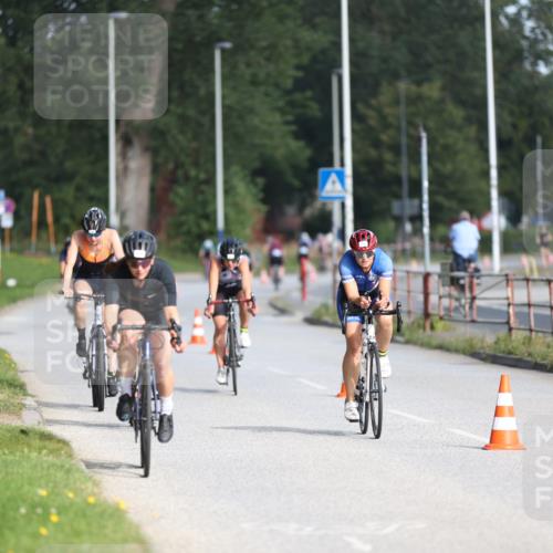17.08.2025 - KN Förde Triathlon 2025 Yannick Fuchs http://msf.ph/oto/8617216 17.08.2025 09:39:35 Radfahren 109, 113, 117, 158, 161, 181, 228, 157 meine-sportfotos.de