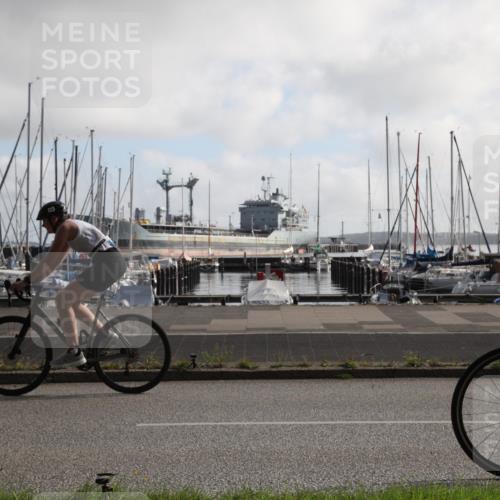 17.08.2025 - KN Förde Triathlon 2025 Yannick Fuchs http://msf.ph/oto/8617261 17.08.2025 09:42:56 Radfahren 195, 211, 212, 221, 230 meine-sportfotos.de