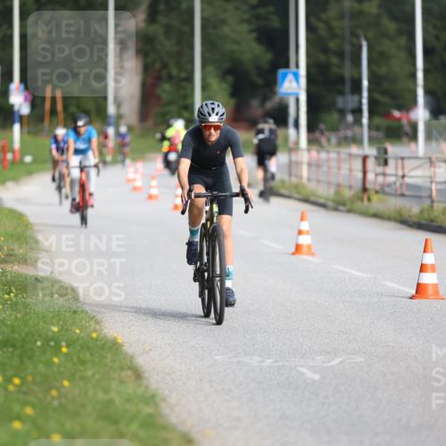 17.08.2025 - KN Förde Triathlon 2025 Yannick Fuchs http://msf.ph/oto/8617342 17.08.2025 09:40:10 Radfahren 108, 169, 174, 202, 254, 160, 186 meine-sportfotos.de