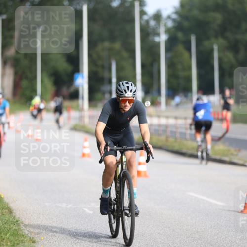 17.08.2025 - KN Förde Triathlon 2025 Yannick Fuchs http://msf.ph/oto/8617351 17.08.2025 09:40:11 Radfahren 108, 125, 169, 174, 202, 254, 160, 186 meine-sportfotos.de