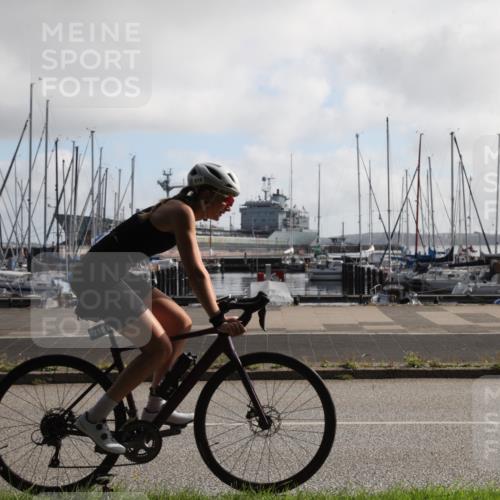 17.08.2025 - KN Förde Triathlon 2025 Yannick Fuchs http://msf.ph/oto/8617362 17.08.2025 09:43:54 Radfahren 111, 127, 148, 215, 242, 244 meine-sportfotos.de