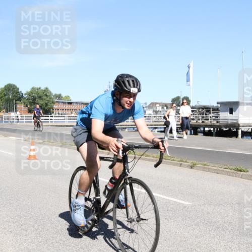 17.08.2025 - KN Förde Triathlon 2025 Yannick Fuchs http://msf.ph/oto/8617416 17.08.2025 11:52:43 Radfahren 631 meine-sportfotos.de