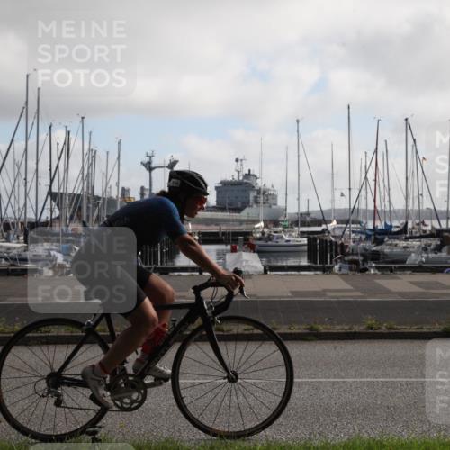 17.08.2025 - KN Förde Triathlon 2025 Yannick Fuchs http://msf.ph/oto/8617421 17.08.2025 09:44:24 Radfahren 102, 120, 168, 219, 234 meine-sportfotos.de