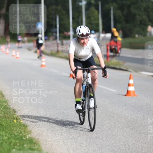 17.08.2025 - KN Förde Triathlon 2025 Yannick Fuchs http://msf.ph/oto/8617423 17.08.2025 09:40:29 Radfahren 104, 107, 131, 163, 179, 184, 241, 110, 114, 125 meine-sportfotos.de
