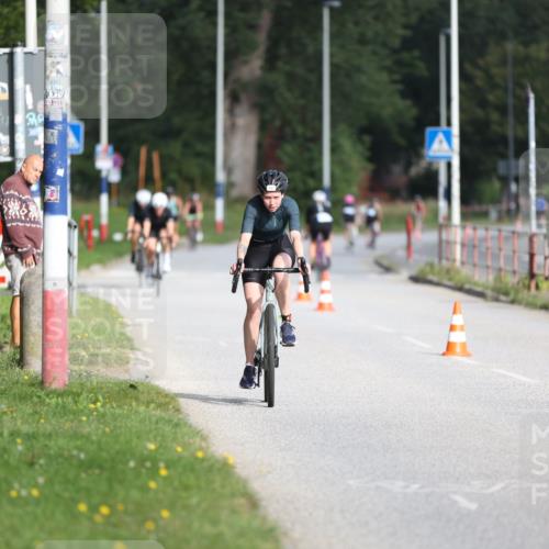 17.08.2025 - KN Förde Triathlon 2025 Yannick Fuchs http://msf.ph/oto/8617435 17.08.2025 09:40:33 Radfahren 107, 131, 163, 184, 240, 241, 104, 107, 179 meine-sportfotos.de
