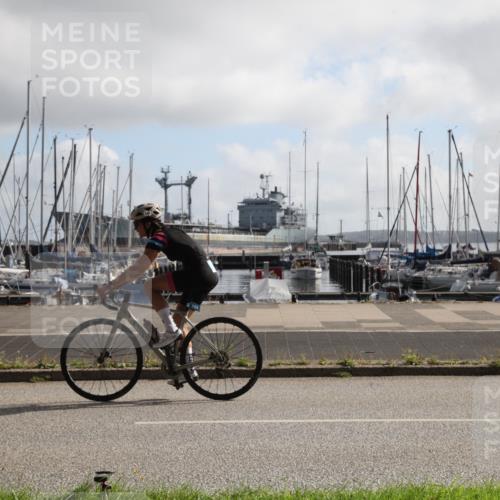 17.08.2025 - KN Förde Triathlon 2025 Yannick Fuchs http://msf.ph/oto/8617508 17.08.2025 09:45:14 Radfahren 143, 166, 238 meine-sportfotos.de