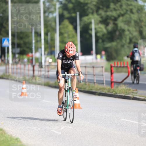 17.08.2025 - KN Förde Triathlon 2025 Yannick Fuchs http://msf.ph/oto/8617509 17.08.2025 09:40:56 Radfahren 119, 172, 211, 199 meine-sportfotos.de
