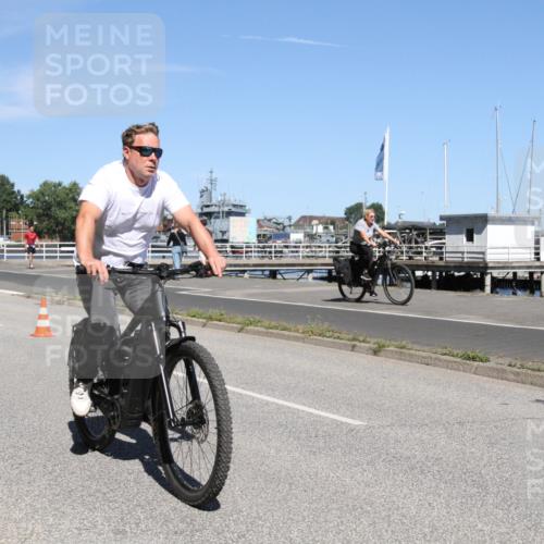 17.08.2025 - KN Förde Triathlon 2025 Yannick Fuchs http://msf.ph/oto/8617547 17.08.2025 12:04:37 Radfahren  meine-sportfotos.de