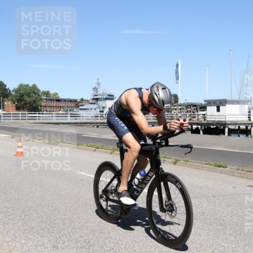 17.08.2025 - KN Förde Triathlon 2025 Yannick Fuchs http://msf.ph/oto/8617589 17.08.2025 12:43:28 Radfahren 402, 408 meine-sportfotos.de