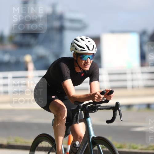 17.08.2025 - KN Förde Triathlon 2025 Yannick Fuchs http://msf.ph/oto/8617602 17.08.2025 09:41:36 Radfahren 126, 136, 210, 198, 216 meine-sportfotos.de