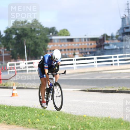 17.08.2025 - KN Förde Triathlon 2025 Yannick Fuchs http://msf.ph/oto/8617621 17.08.2025 09:41:58 Radfahren 104, 186, 205, 208, 218, 183, 244 meine-sportfotos.de
