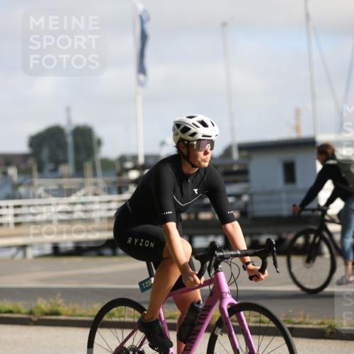 17.08.2025 - KN Förde Triathlon 2025 Yannick Fuchs http://msf.ph/oto/8617644 17.08.2025 09:42:11 Radfahren 111, 125, 127, 148, 174, 202, 215, 219, 242, 245, 111, 148, 186, 205, 208, 215, 218 meine-sportfotos.de