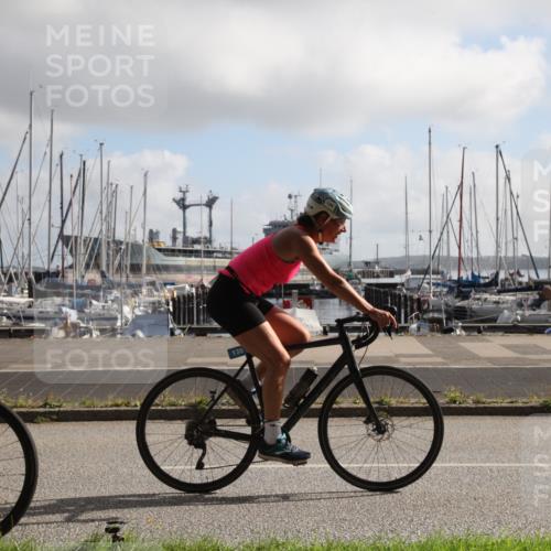 17.08.2025 - KN Förde Triathlon 2025 Yannick Fuchs http://msf.ph/oto/8617657 17.08.2025 09:47:26 Radfahren 135, 187, 238 meine-sportfotos.de