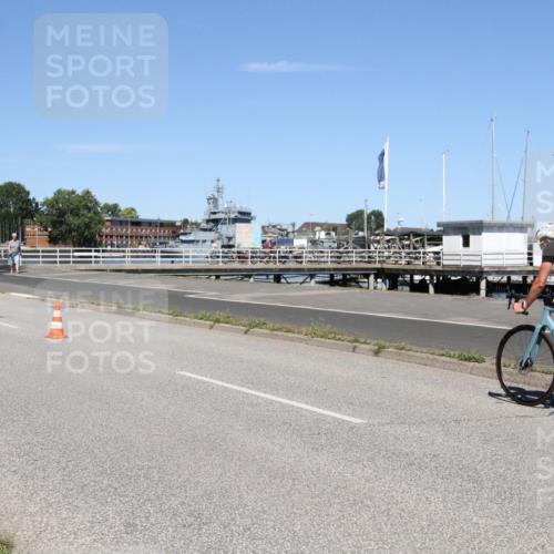 17.08.2025 - KN Förde Triathlon 2025 Yannick Fuchs http://msf.ph/oto/8617701 17.08.2025 12:48:00 Radfahren 406, 407, 413, 414, 417, 548 meine-sportfotos.de