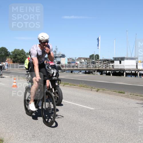 17.08.2025 - KN Förde Triathlon 2025 Yannick Fuchs http://msf.ph/oto/8617705 17.08.2025 12:48:02 Radfahren 406, 413, 414, 417, 548 meine-sportfotos.de