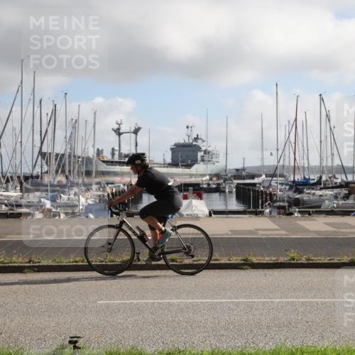 17.08.2025 - KN Förde Triathlon 2025 Yannick Fuchs http://msf.ph/oto/8617736 17.08.2025 09:48:11 Radfahren 142, 144, 180, 249 meine-sportfotos.de