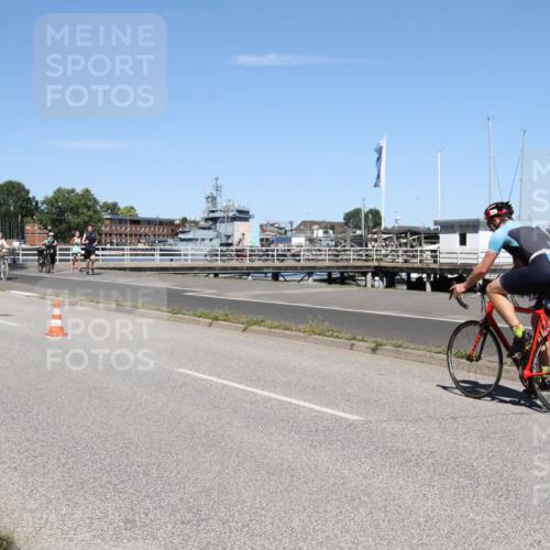 17.08.2025 - KN Förde Triathlon 2025 Yannick Fuchs http://msf.ph/oto/8617750 17.08.2025 12:49:50 Radfahren 447, 457 meine-sportfotos.de