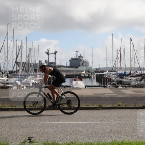 17.08.2025 - KN Förde Triathlon 2025 Yannick Fuchs http://msf.ph/oto/8617781 17.08.2025 09:48:45 Radfahren 189, 213 meine-sportfotos.de