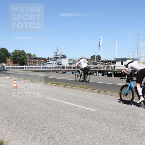17.08.2025 - KN Förde Triathlon 2025 Yannick Fuchs http://msf.ph/oto/8617789 17.08.2025 12:50:48 Radfahren 428, 439 meine-sportfotos.de