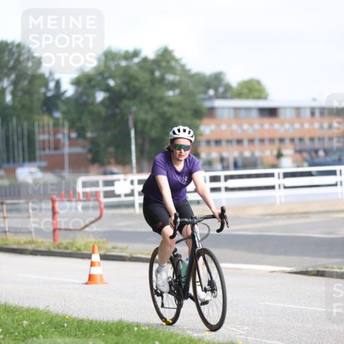 17.08.2025 - KN Förde Triathlon 2025 Yannick Fuchs http://msf.ph/oto/8617808 17.08.2025 09:43:14 Radfahren 126, 170, 188, 197, 198, 216, 167, 198, 224 meine-sportfotos.de