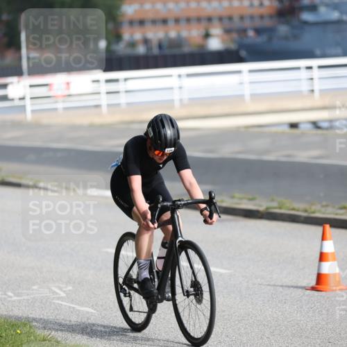 17.08.2025 - KN Förde Triathlon 2025 Yannick Fuchs http://msf.ph/oto/8617824 17.08.2025 09:43:23 Radfahren 105, 126, 190, 197, 210, 235, 253, 170, 216 meine-sportfotos.de