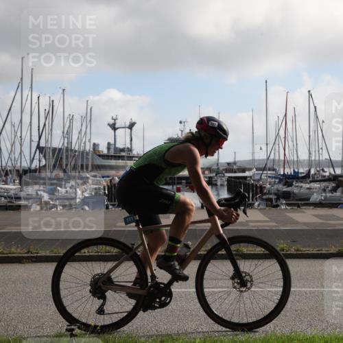 17.08.2025 - KN Förde Triathlon 2025 Yannick Fuchs http://msf.ph/oto/8617825 17.08.2025 09:49:22 Radfahren 108, 177, 250 meine-sportfotos.de