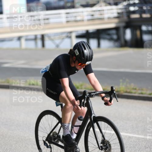 17.08.2025 - KN Förde Triathlon 2025 Yannick Fuchs http://msf.ph/oto/8617826 17.08.2025 09:43:24 Radfahren 105, 126, 190, 197, 210, 235, 253, 170, 216 meine-sportfotos.de