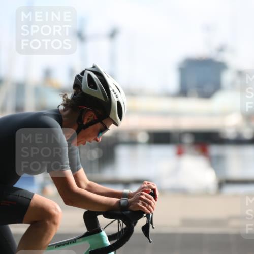 17.08.2025 - KN Förde Triathlon 2025 Yannick Fuchs http://msf.ph/oto/8617849 17.08.2025 09:43:27 Radfahren 105, 152, 190, 210, 235, 237, 253, 126, 197 meine-sportfotos.de
