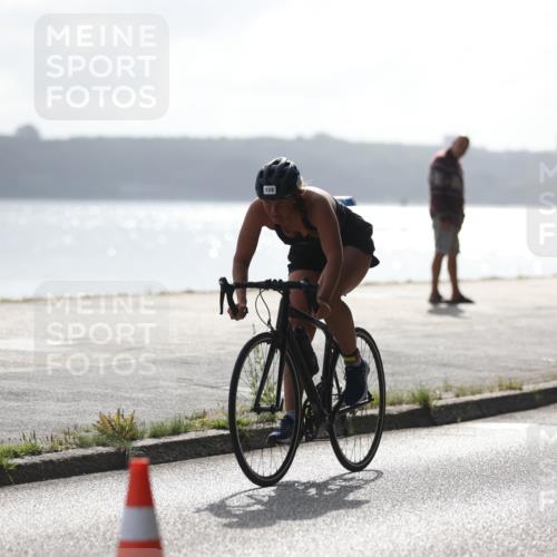 17.08.2025 - KN Förde Triathlon 2025 Yannick Fuchs http://msf.ph/oto/8617869 17.08.2025 09:43:45 Radfahren 111, 127, 128, 148, 215, 244, 130, 138 meine-sportfotos.de