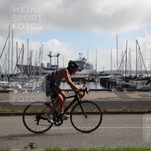 17.08.2025 - KN Förde Triathlon 2025 Yannick Fuchs http://msf.ph/oto/8617886 17.08.2025 09:50:00 Radfahren 109, 113, 119, 157, 228, 248, 254 meine-sportfotos.de
