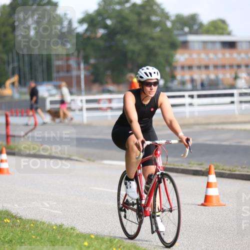 17.08.2025 - KN Förde Triathlon 2025 Yannick Fuchs http://msf.ph/oto/8617899 17.08.2025 09:43:58 Radfahren 122, 145, 146, 147, 151, 162, 205, 208, 218, 242, 111, 127, 148, 215, 244 meine-sportfotos.de