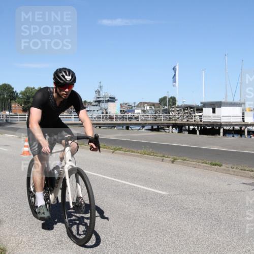 17.08.2025 - KN Förde Triathlon 2025 Yannick Fuchs http://msf.ph/oto/8617907 17.08.2025 12:52:45 Radfahren 404, 425, 426, 446, 464 meine-sportfotos.de