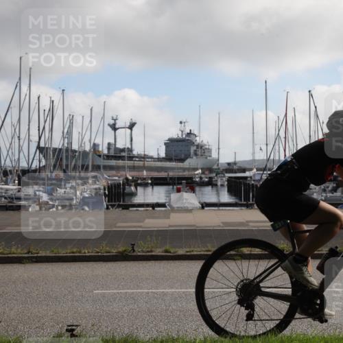 17.08.2025 - KN Förde Triathlon 2025 Yannick Fuchs http://msf.ph/oto/8617910 17.08.2025 09:50:15 Radfahren 117, 136, 231 meine-sportfotos.de