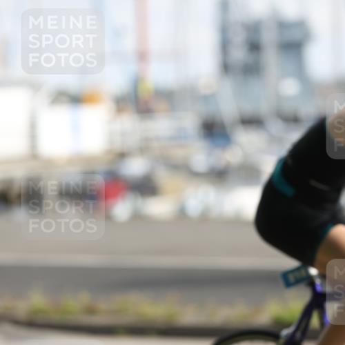 17.08.2025 - KN Förde Triathlon 2025 Yannick Fuchs http://msf.ph/oto/8617912 17.08.2025 09:44:00 Radfahren 122, 145, 146, 147, 151, 162, 205, 208, 218, 243, 111, 127, 148, 215, 242 meine-sportfotos.de