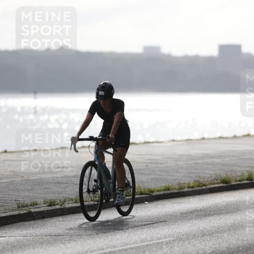 17.08.2025 - KN Förde Triathlon 2025 Yannick Fuchs http://msf.ph/oto/8617975 17.08.2025 09:44:32 Radfahren 212, 225, 246, 102, 120, 168, 234 meine-sportfotos.de