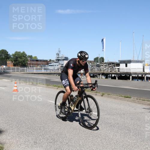 17.08.2025 - KN Förde Triathlon 2025 Yannick Fuchs http://msf.ph/oto/8618013 17.08.2025 12:54:02 Radfahren 448, 467 meine-sportfotos.de