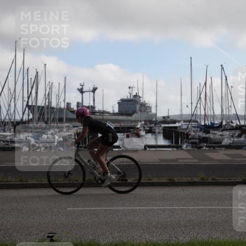 17.08.2025 - KN Förde Triathlon 2025 Yannick Fuchs http://msf.ph/oto/8618067 17.08.2025 09:51:55 Radfahren 136, 198, 202, 224, 254 meine-sportfotos.de