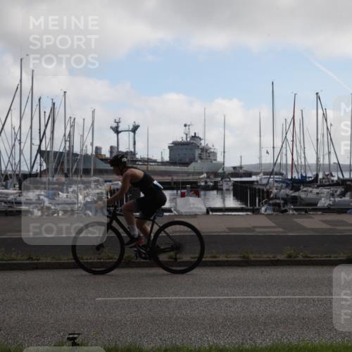 17.08.2025 - KN Förde Triathlon 2025 Yannick Fuchs http://msf.ph/oto/8618188 17.08.2025 09:53:05 Radfahren 170, 174, 188, 221 meine-sportfotos.de
