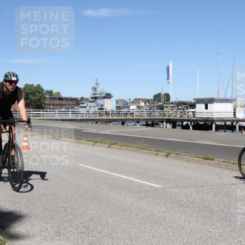 17.08.2025 - KN Förde Triathlon 2025 Yannick Fuchs http://msf.ph/oto/8618226 17.08.2025 12:56:51 Radfahren 406, 420, 462, 477, 480, 491, 496, 504 meine-sportfotos.de
